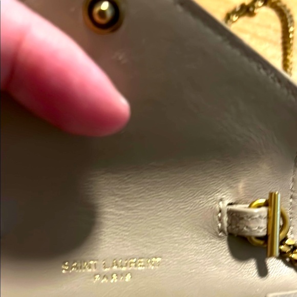 Authentic Yves Saint Laurent Beige Crossbody Mini Bag with Quilted Design - Picture 4 of 11